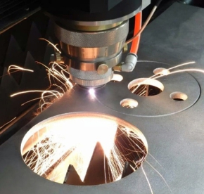 Nên cắt sắt bằng phương pháp nào hiệu quả nhất?